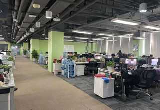 上街区即热式热水器门店