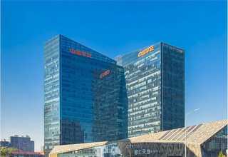 成都仓库应用的穿梭机器人提升机厂家供应